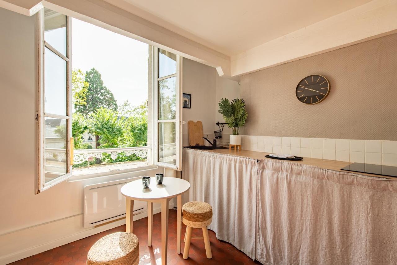 Charming Apartment In The Heart Of Versailles Extérieur photo