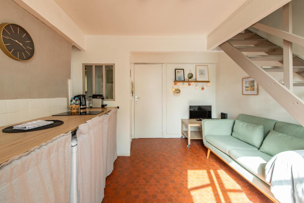 Charming Apartment In The Heart Of Versailles Extérieur photo